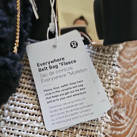 Lululemon Black Fleece Belt Bag - Picture 3 of 3